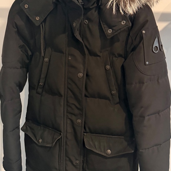 Moose Knuckles Alberta Parka - Picture 2 of 16